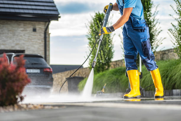 Best Gas Station Cleaning  in Belleair Bluffs, FL